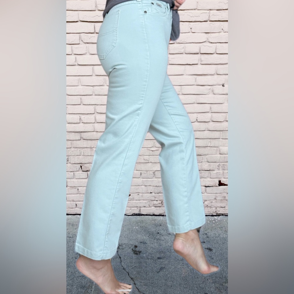 Lee Women's Light Blue Jeans